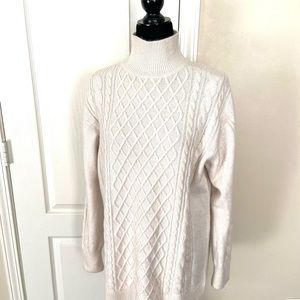 H&M Sweater Womans S  Cream High Low Ribbed Turtleneck Pullover Top